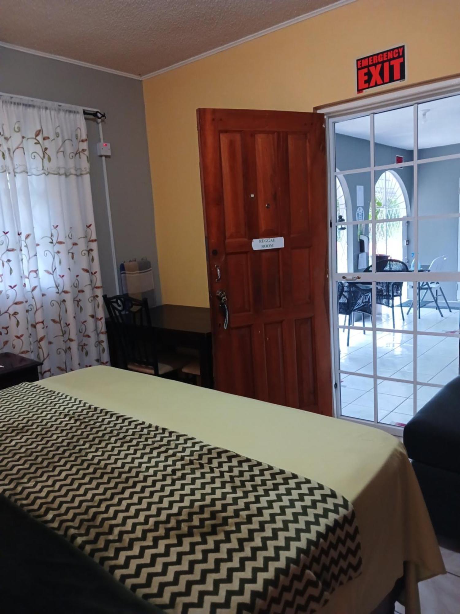 Ultimate Freedom Bed And Breakfast Santa Cruz Екстер'єр фото